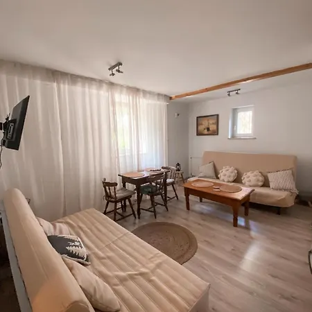 Lipowy & Parking - Lipowa 9 Apartment